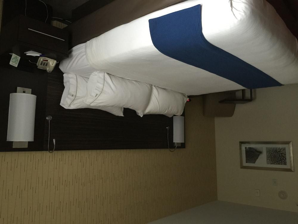 Holiday Inn Express And Suites - Bradford By Ihg Eksteriør bilde