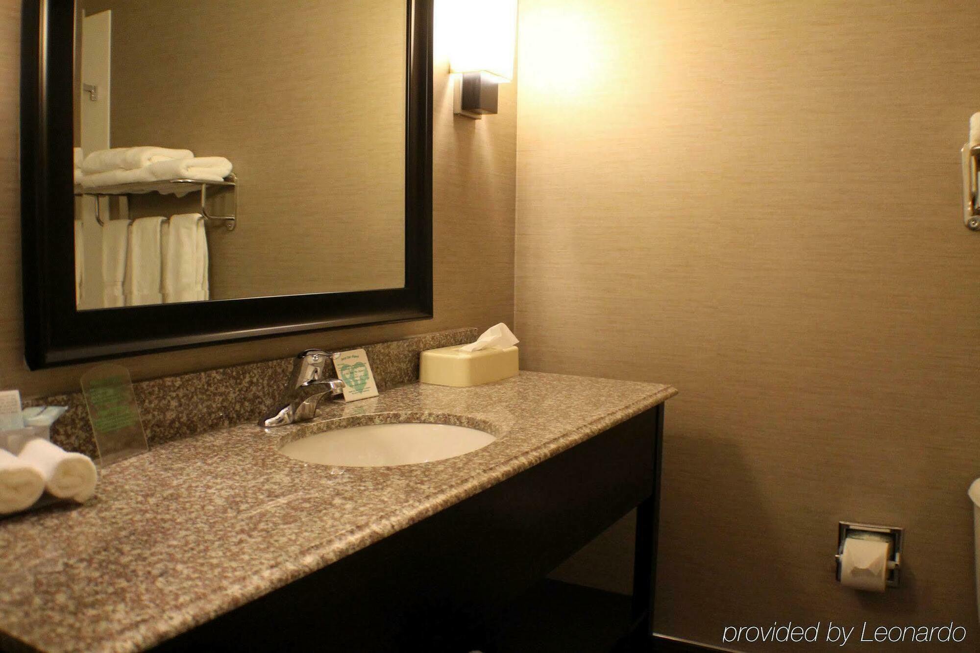 Holiday Inn Express And Suites - Bradford By Ihg Rom bilde